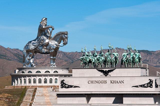 Equestrian statue of Genghis Khan